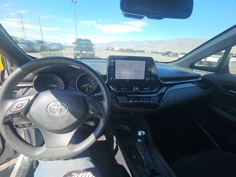 2019 Toyota C-HR LE – miniatura 11