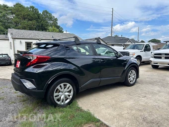 2019 Toyota C-HR LE - miniatura 11