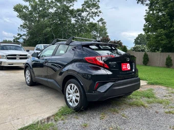 2019 Toyota C-HR LE - miniatura 16