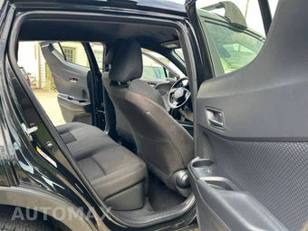 2019 Toyota C-HR LE - miniatura 25