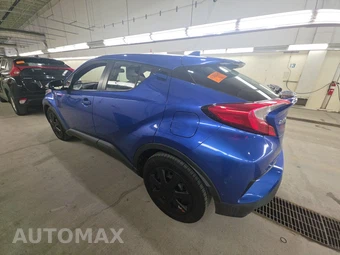 2019 Toyota C-HR LE – miniatura 6