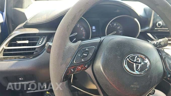 2019 Toyota C-HR LE – miniatura 28
