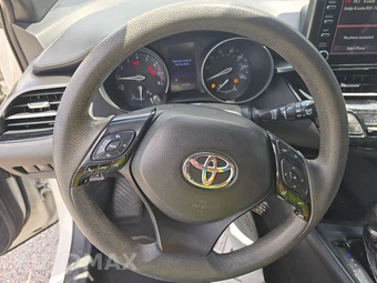 2019 Toyota C-HR LE – miniatura 10