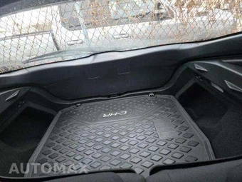 2019 Toyota C-HR LE – miniatura 14
