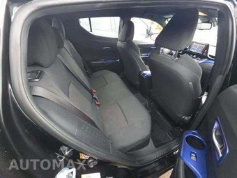 2019 Toyota C-HR LE – miniatura 16