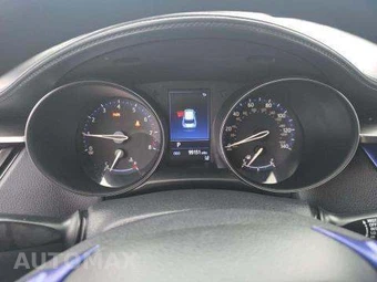 2019 Toyota C-HR LE – miniatura 9