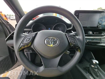 2019 Toyota C-HR LE – miniatura 10