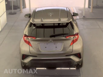 2019 Toyota C-HR LE – miniatura 5