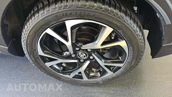 2019 Toyota C-HR Limited - miniatura 28