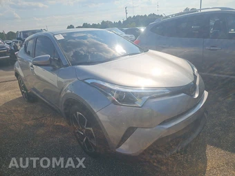 2019 Toyota C-HR XLE - miniatura 3
