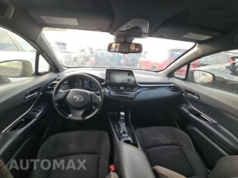 2019 Toyota C-HR XLE – miniatura 11