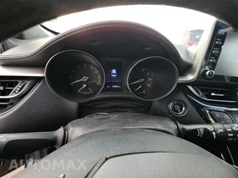 2019 Toyota C-HR XLE – miniatura 12