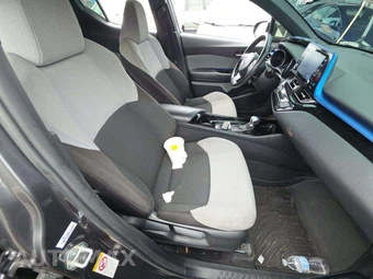 2019 Toyota C-HR XLE - miniatura 18