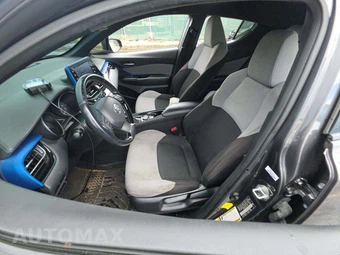 2019 Toyota C-HR XLE - miniatura 6