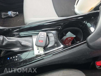 2019 Toyota C-HR XLE - miniatura 8