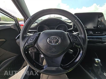 2019 Toyota C-HR XLE – miniatura 10