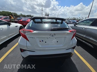 2019 Toyota C-HR XLE – miniatura 5