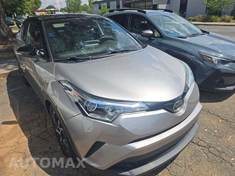 2019 Toyota C-HR XLE - miniatura 4