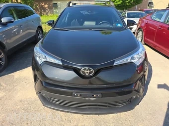 2019 Toyota C-HR XLE - miniatura 2