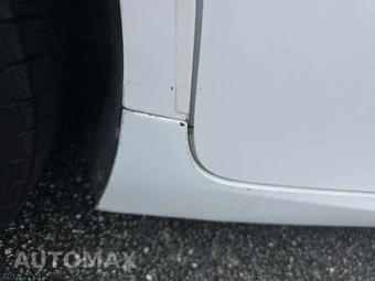 2019 Toyota Camry Hybrid LE - miniatura 21