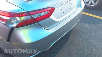 2019 Toyota Camry Hybrid SE - miniatura 19