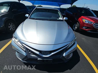 2019 Toyota Camry Hybrid SE - miniatura 2