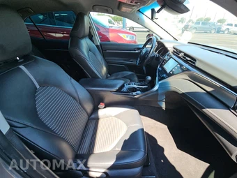 2019 Toyota Camry Hybrid SE - miniatura 8