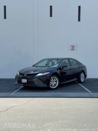 2019 Toyota Camry Hybrid XLE