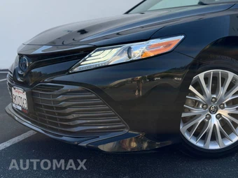 2019 Toyota Camry Hybrid XLE - miniatura 8