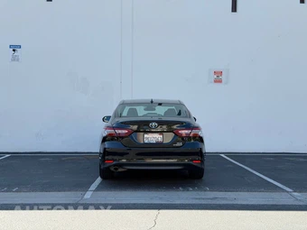 2019 Toyota Camry Hybrid XLE - miniatura 9