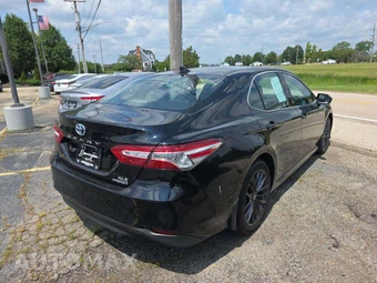 2019 Toyota Camry Hybrid XLE - miniatura 3