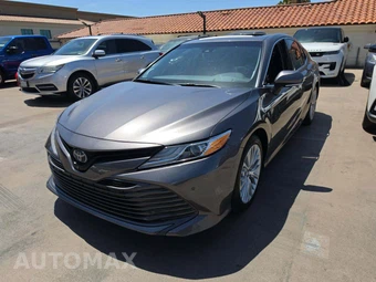 2019 Toyota Camry Hybrid XLE