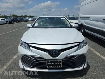 2019 Toyota Camry Hybrid XLE - miniatura 2