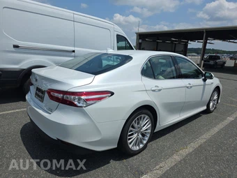2019 Toyota Camry Hybrid XLE - miniatura 4