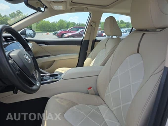 2019 Toyota Camry Hybrid XLE - miniatura 7