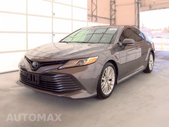 2019 Toyota Camry Hybrid XLE