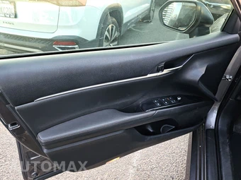 2019 Toyota Camry Hybrid XLE - miniatura 9