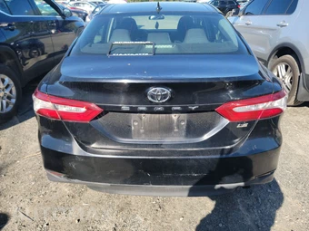 2019 Toyota Camry LE - miniatura 16