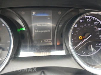 2019 Toyota Camry LE - miniatura 12
