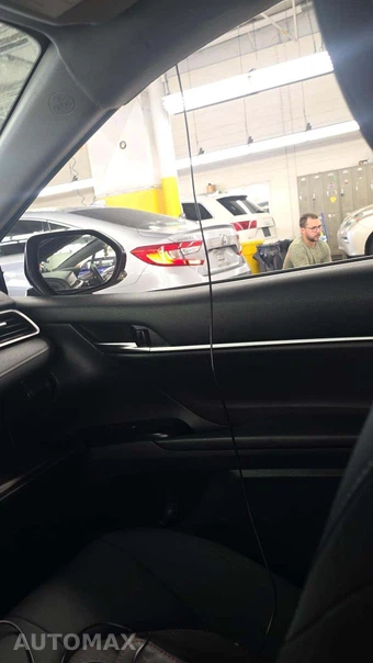 2019 Toyota Camry LE - miniatura 42