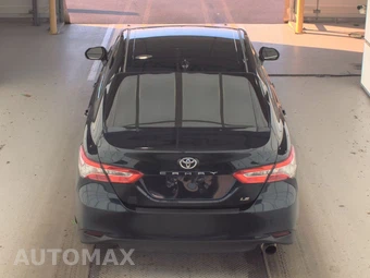 2019 Toyota Camry LE - miniatura 5