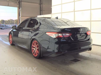 2019 Toyota Camry LE - miniatura 6