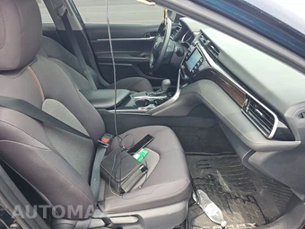 2019 Toyota Camry LE - miniatura 8