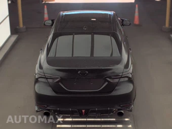 2019 Toyota Camry LE - miniatura 5