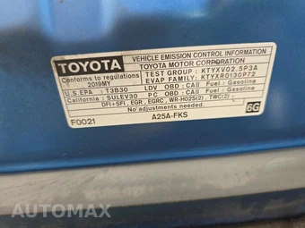 2019 Toyota Camry LE - miniatura 20