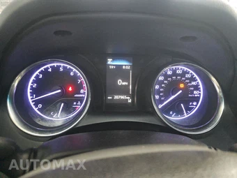 2019 Toyota Camry LE - miniatura 12