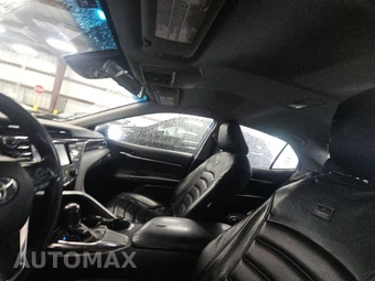 2019 Toyota Camry LE - miniatura 17