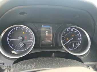 2019 Toyota Camry LE - miniatura 12