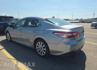 2019 Toyota Camry LE - miniatura 6
