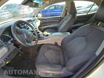 2019 Toyota Camry LE - miniatura 7